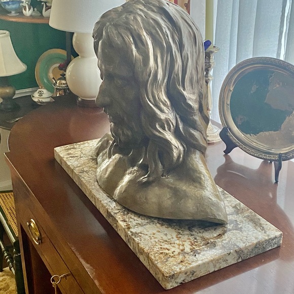 The definitive Jesus Christ sculpture in the world. - Picture 3 of 7